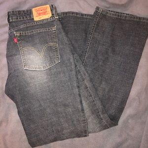 Levi’s 518